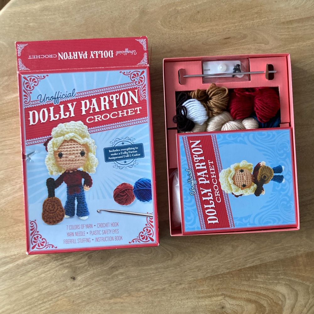 Dolly Parton Crochet Kit
